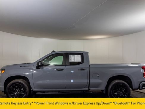 Used 2024 Chevrolet Silverado 1500 Custom w/ Dark Appearance Package AWD/4WD image 21
