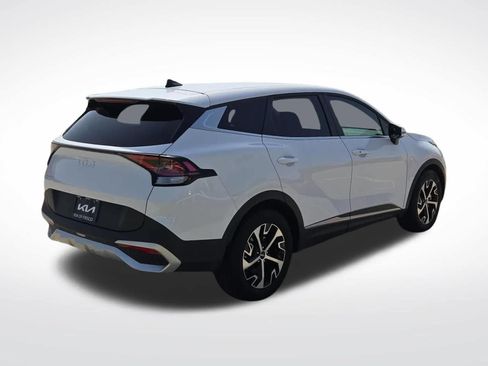 Used 2025 Kia Sportage EX FWD image 7