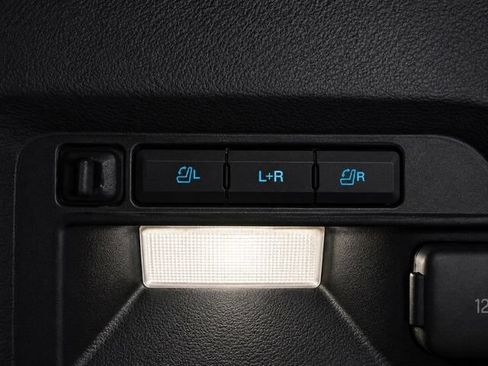 Used 2020 Ford Explorer Limited AWD/4WD image 13