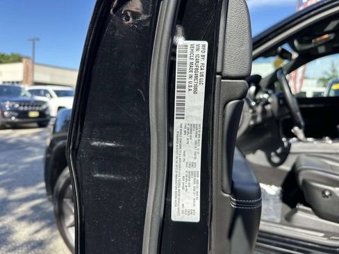 Certified 2021 Jeep Grand Cherokee Limited w/ Quick Order Package 28K 80th AWD/4WD image 18