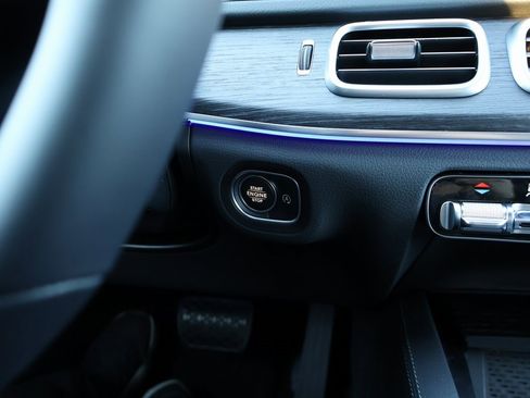 New 2026 Mercedes-Benz GLE 450 4MATIC image 30