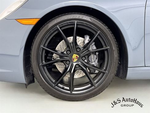 Used 2018 Porsche 911 Carrera RWD image 38