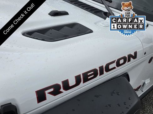 Used 2025 Jeep Wrangler Unlimited Rubicon AWD/4WD image 34