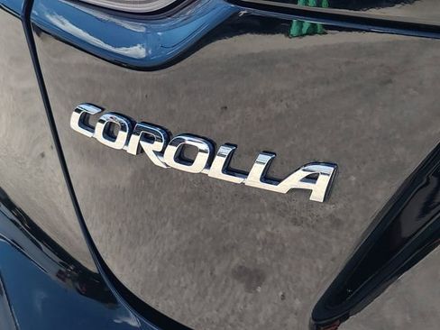 Used 2024 Toyota Corolla LE image 9