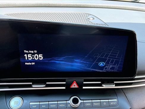 Used 2023 Hyundai Elantra SEL w/ Convenience Package FWD image 23
