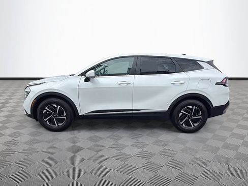 Used 2025 Kia Sportage LX FWD image 4