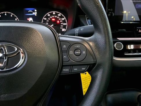 Used 2024 Toyota Corolla LE image 23