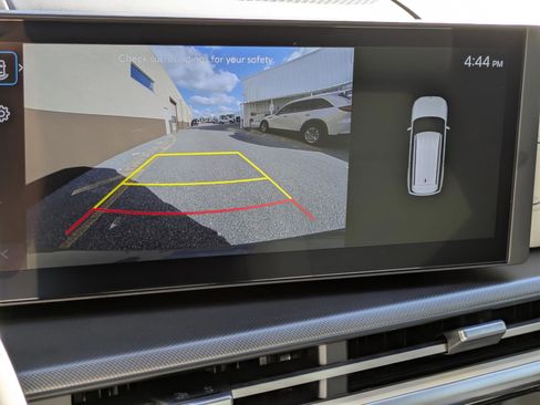 New 2026 Hyundai Santa Fe SE w/ Tow & Go Package FWD image 23