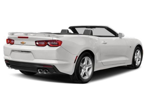 Used 2019 Chevrolet Camaro LT RWD image 2