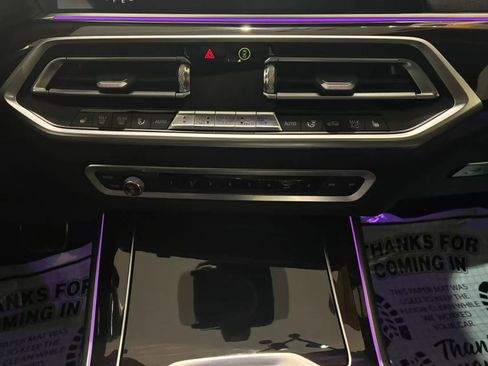 Used 2019 BMW X5 xDrive40i w/ M Sport Package image 17