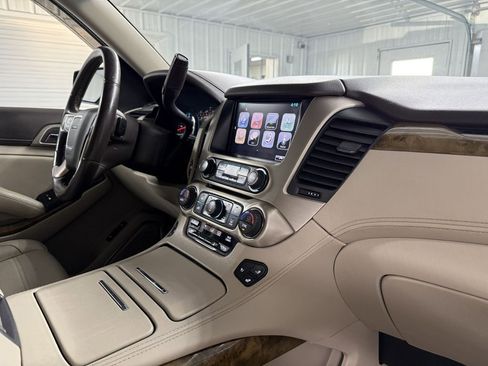 Used 2017 GMC Yukon XL Denali image 40