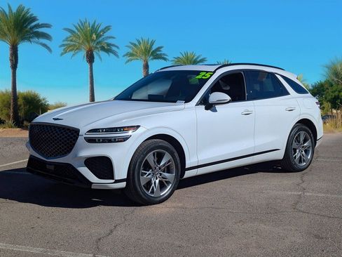Used 2025 Genesis GV70 3.5T Sport image 32