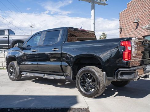 Used 2019 Chevrolet Silverado 1500 Custom Trail Boss AWD/4WD image 3