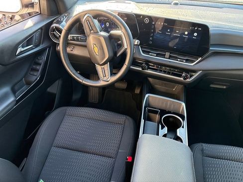 Used 2025 Chevrolet Equinox LT image 20