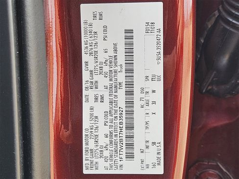 Certified 2017 Ford F250 Lariat w/ Chrome Package image 28