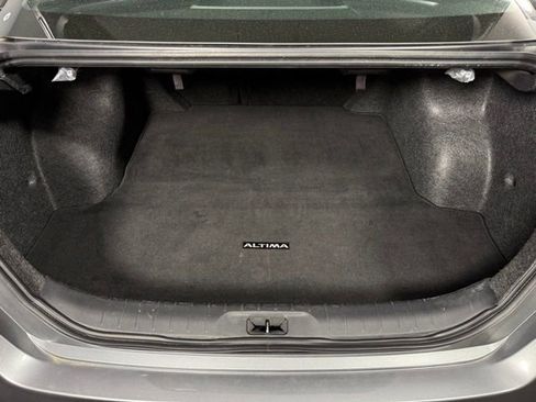 Used 2024 Nissan Altima 2.5 SV image 25