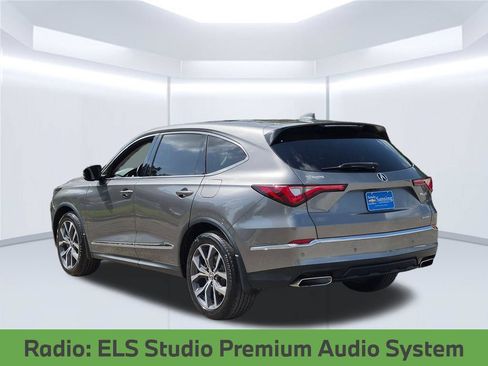 Used 2023 Acura MDX SH-AWD w/ Technology Package image 4