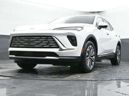 Used 2024 Buick Envision Preferred image 47