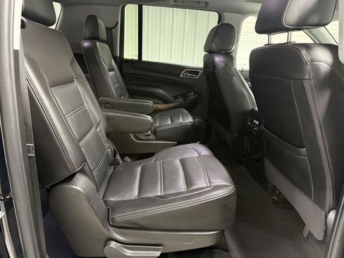 Used 2020 GMC Yukon XL Denali w/ Open Road Package AWD/4WD image 41