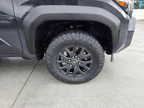 Certified 2025 Toyota 4Runner SR5 image 9