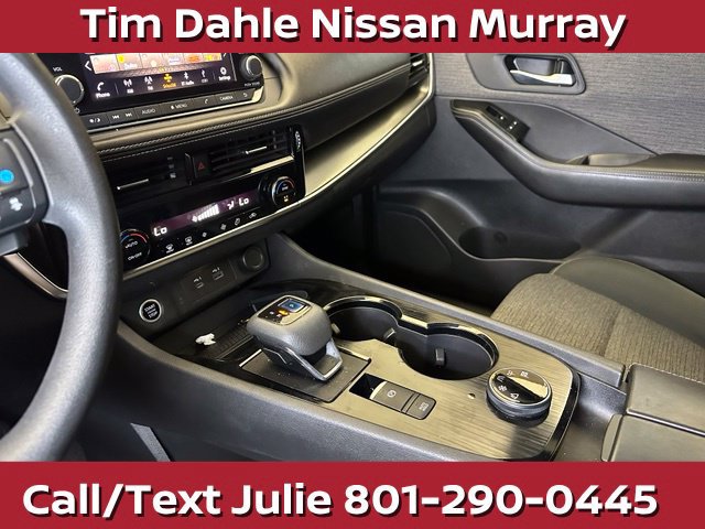 Used 2022 Nissan Rogue SV AWD/4WD image 30