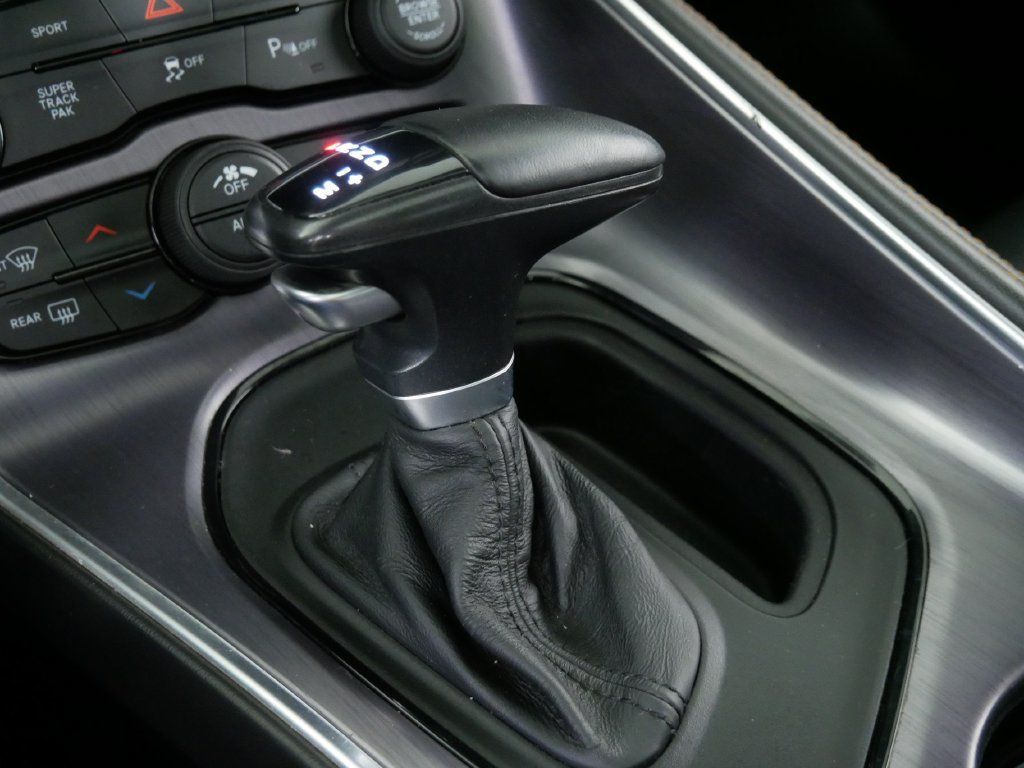 Used 2016 Dodge Challenger R/T Plus RWD image 31