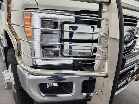 Used 2019 Ford F350 Lariat w/ Lariat Ultimate Package image 24