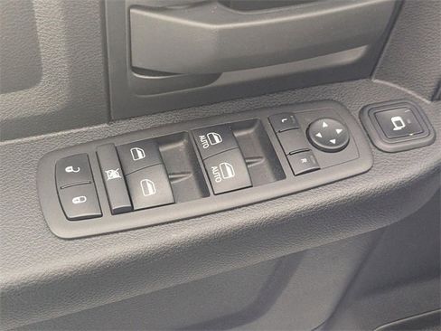 Used 2024 RAM 3500 Tradesman w/ Chrome Appearance Group image 11