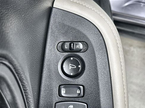 Used 2023 Honda HR-V LX image 13