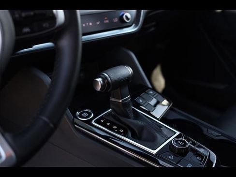 Used 2023 Kia Sportage X-Line image 8