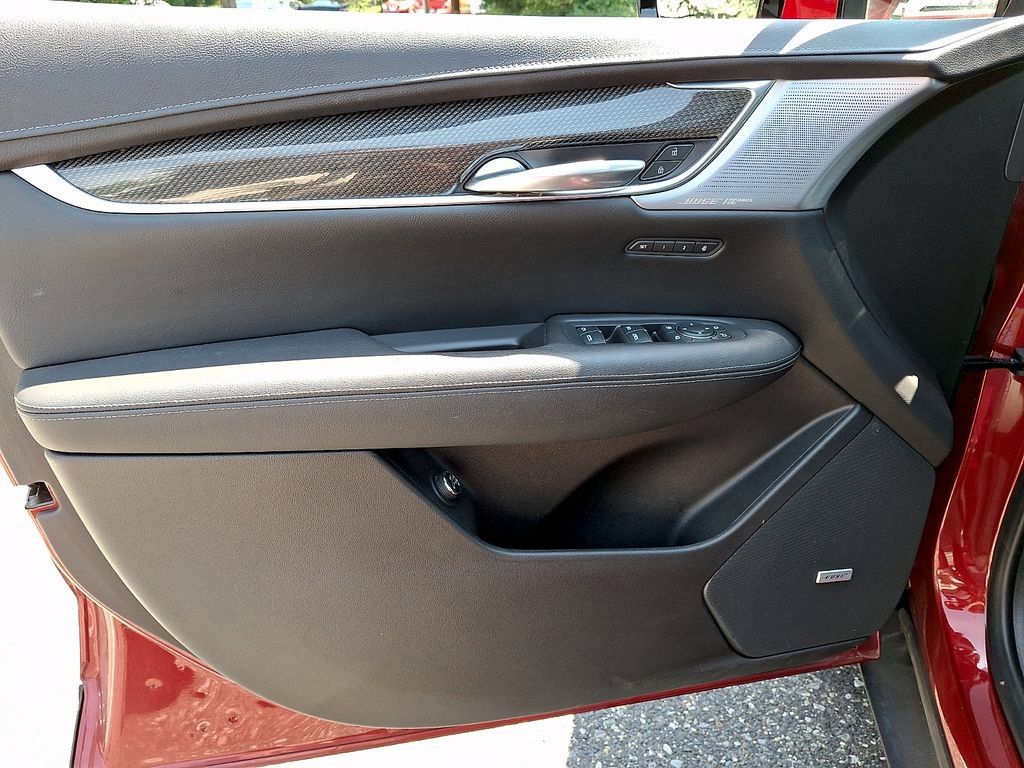 Used 2021 Cadillac XT5 Sportv AWD/4WD image 16