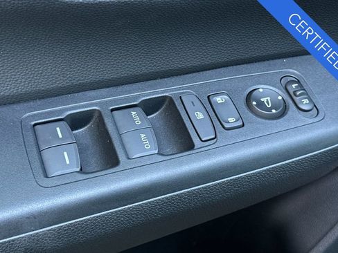 Certified 2025 Honda CR-V EX image 12