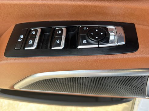 Used 2024 Kia Telluride SX Prestige X-Pro AWD/4WD image 18