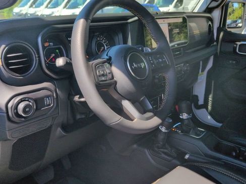 New 2025 Jeep Wrangler Unlimited Rubicon 392 image 29