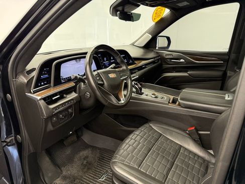 Used 2023 Cadillac Escalade Sport Platinum w/ Heavy-Duty Trailer Package AWD/4WD image 54