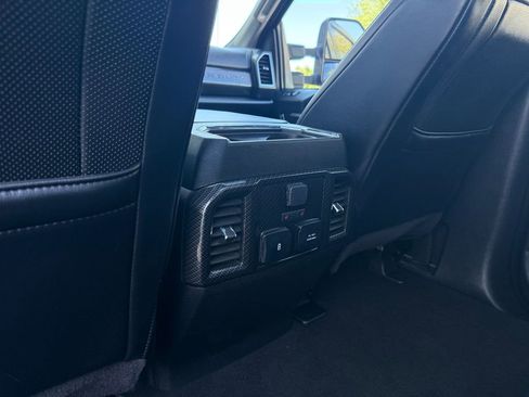 Used 2019 Ford F250 Lariat w/ Lariat Ultimate Package AWD/4WD image 38
