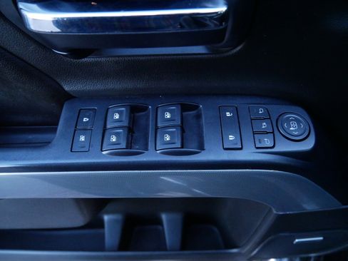 Used 2015 Chevrolet Silverado 1500 LTZ Z71 image 20