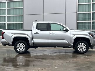 New 2026 Toyota Tacoma SR5 video 3