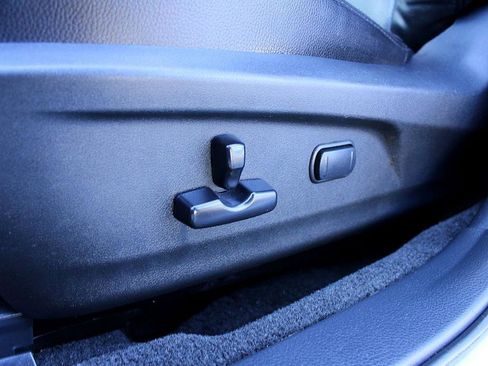 Used 2014 Subaru Outback 2.5i Limited image 9