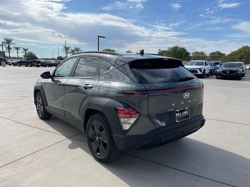 Used 2026 Hyundai Kona SEL Sport FWD image 8