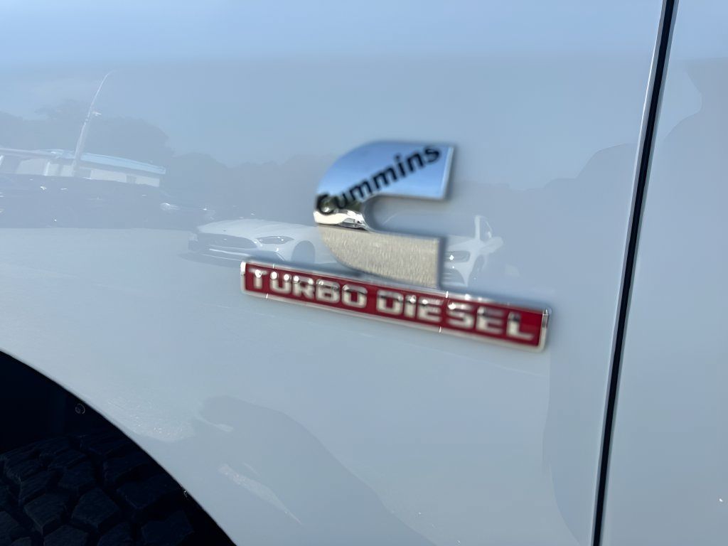 Used 2024 RAM 2500 Big Horn AWD/4WD image 32