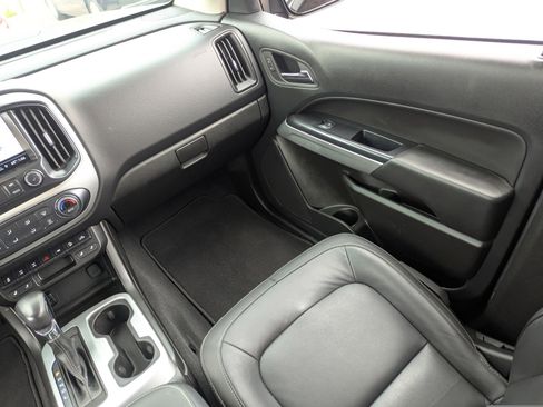 Used 2022 Chevrolet Colorado ZR2 image 17