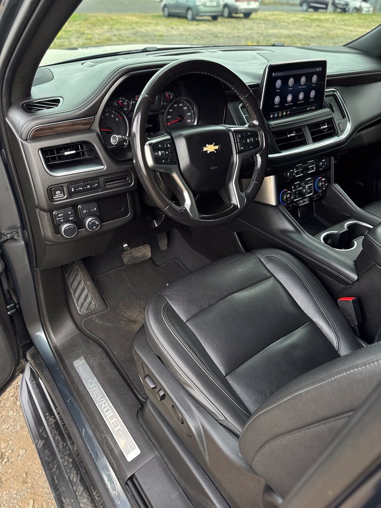 Used 2021 Chevrolet Suburban LT AWD/4WD image 34