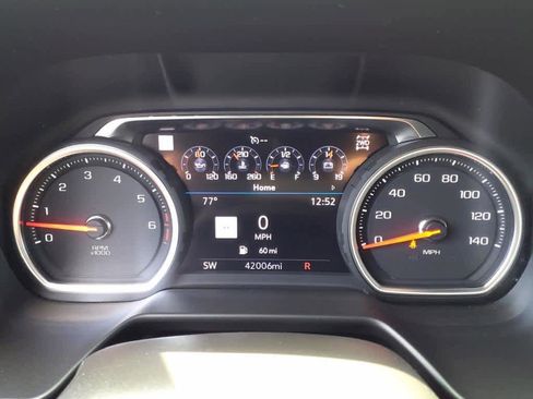 Used 2021 Chevrolet Tahoe Premier AWD/4WD image 20