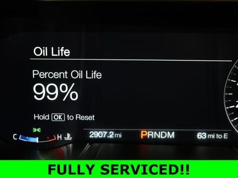 Used 2022 Ford Mustang Shelby GT500 w/ Carbon Fiber Track Pack image 9