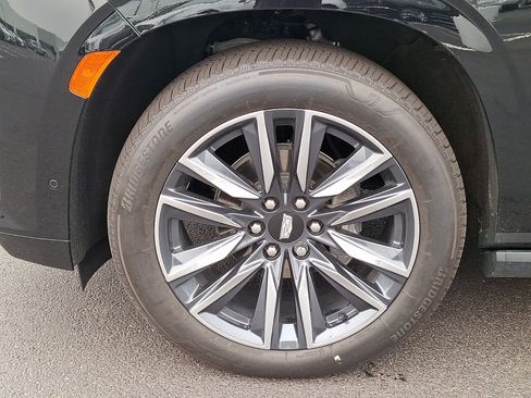 Certified 2023 Cadillac Escalade ESV Sport Platinum AWD/4WD image 10