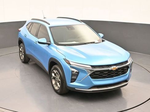 New 2026 Chevrolet Trax LT w/ Driver Confidence Package FWD image 59