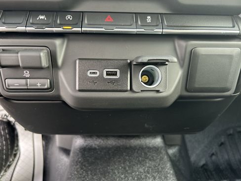 New 2026 Chevrolet Silverado 1500 W/T w/ WT Value Package image 29