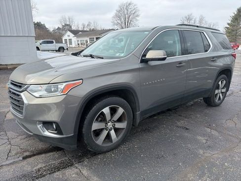 Used 2019 Chevrolet Traverse LT w/ LT Premium Package image 7
