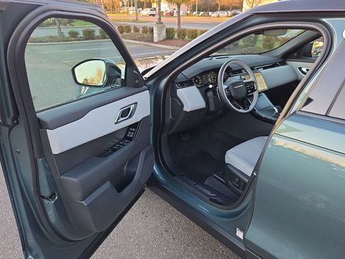 New 2026 Land Rover Range Rover Velar S image 10